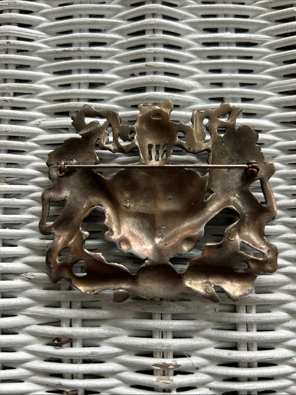 Source Unknown Bronze Royal Coat of Arms Lion & Unicorn Pin